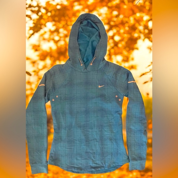 Nike Jackets & Blazers - Nike Hoodie